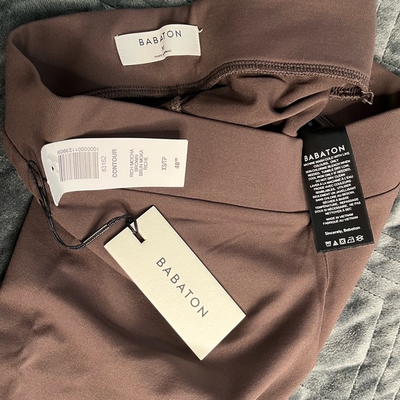 NWT Babaton contour legging “rich mocha brown”, size XS - Picture 3 of 4